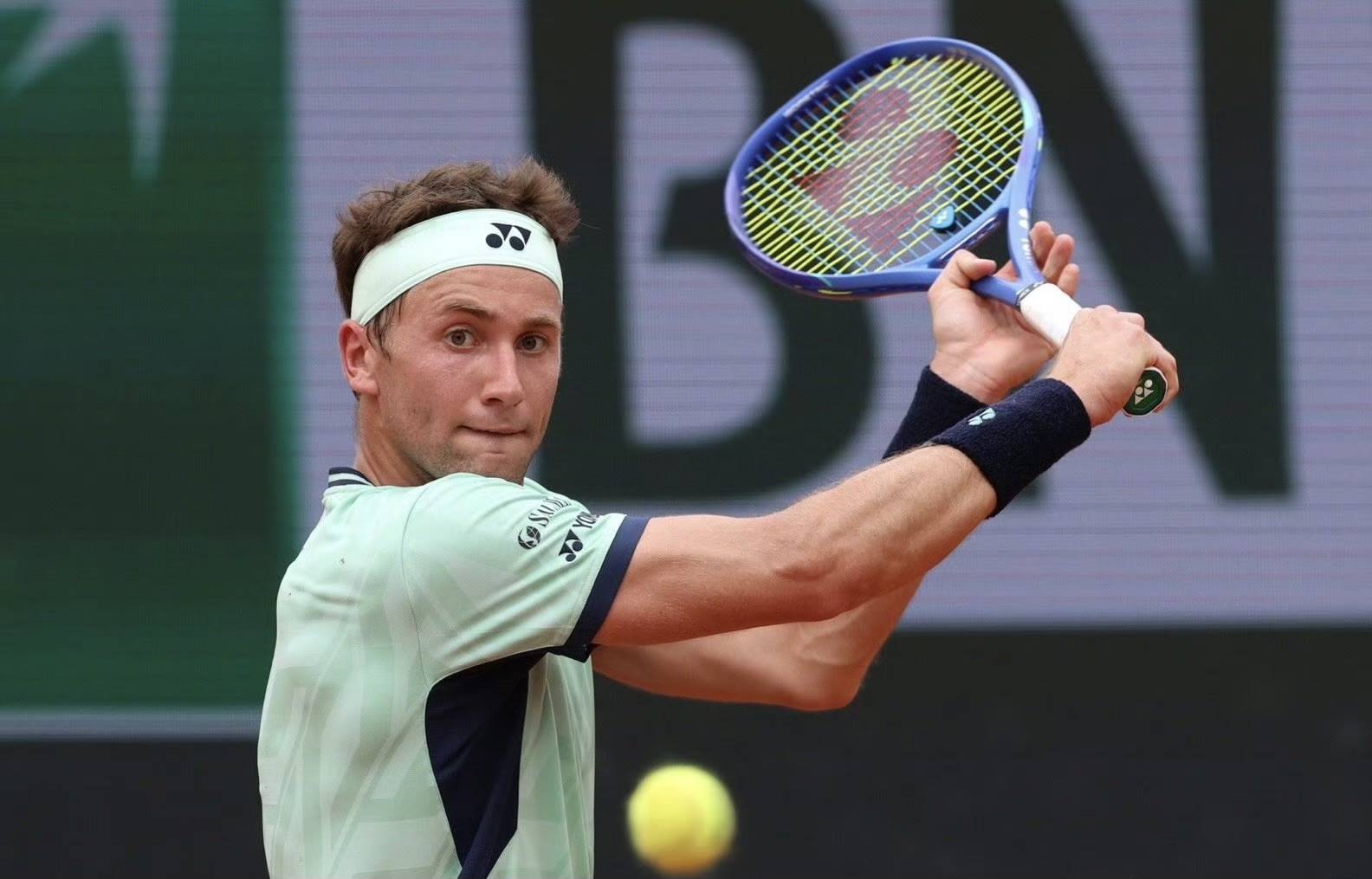 开云体育下载-法国网球队爆冷世界网球队,西西帕斯一己之力扛起全队的简单介绍