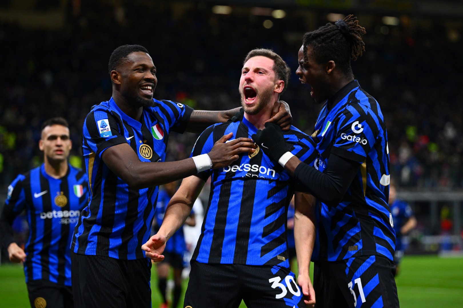 马赛险胜国际米兰,阿尔巴绝境逆转的简单介绍 马赛险胜国际米兰,阿尔巴绝境逆转的简单介绍