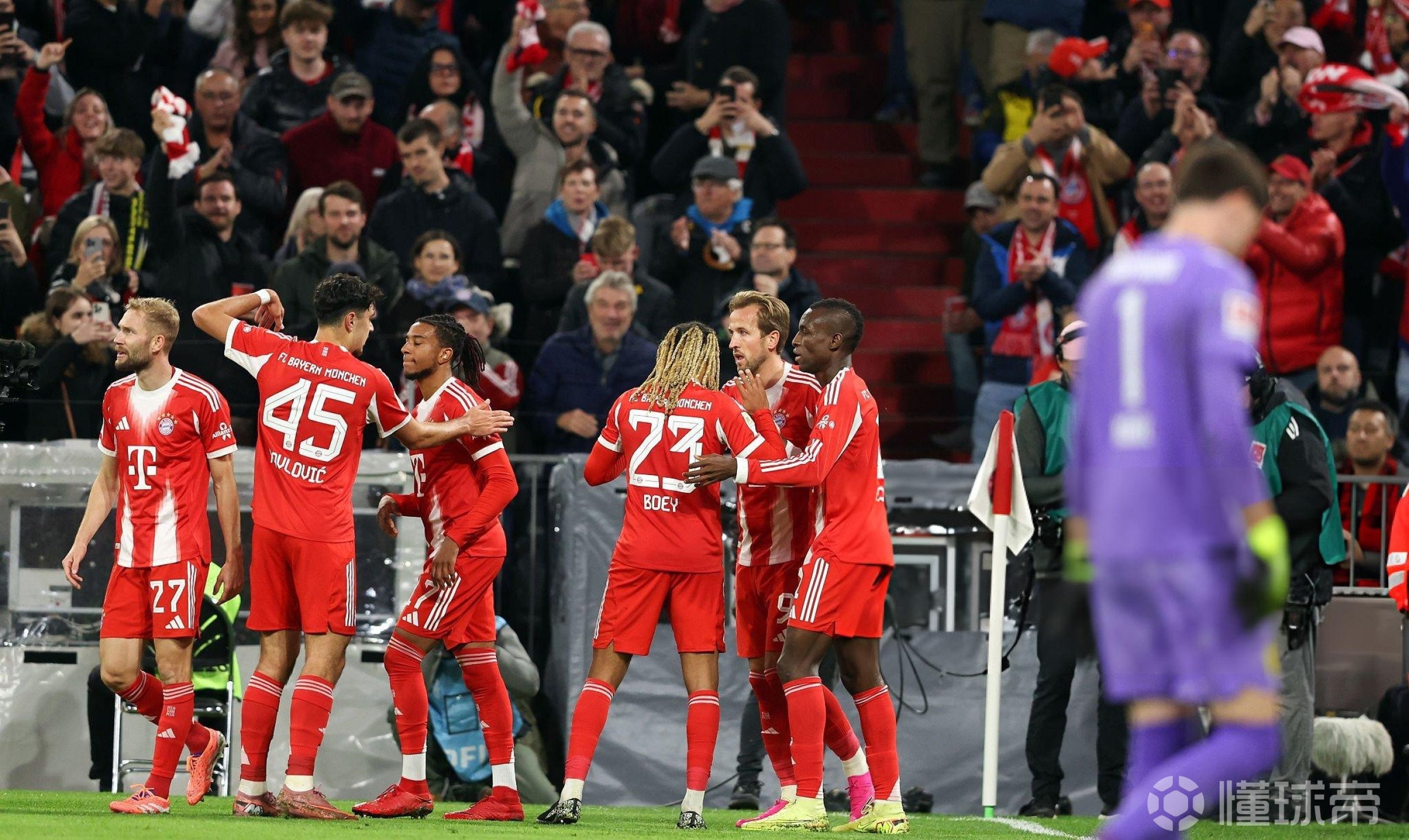 拜仁慕尼黑豪取三分,目标明确的简单介绍 拜仁慕尼黑豪取三分,目标明确的简单介绍