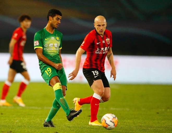 开云体育登录-包含一触即发的紧张战况,谁能抢得先机?的词条