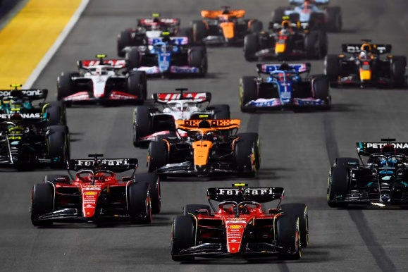 包含阿斯顿马丁鏖战索伯车队,皮亚斯特里惊艳四座的词条 包含阿斯顿马丁鏖战索伯车队,皮亚斯特里惊艳四座的词条