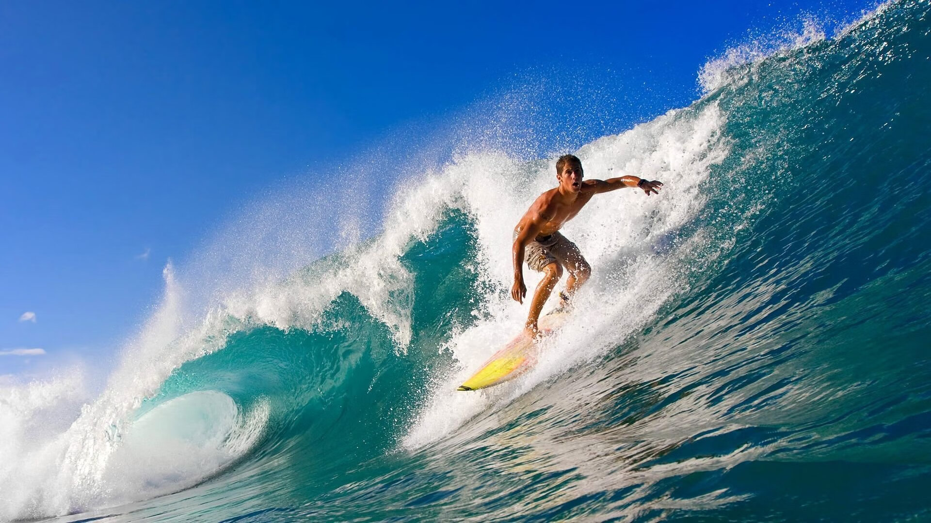 开云体育-绿茵双面镜，喀麦隆的团队凯歌与C罗的个人史诗