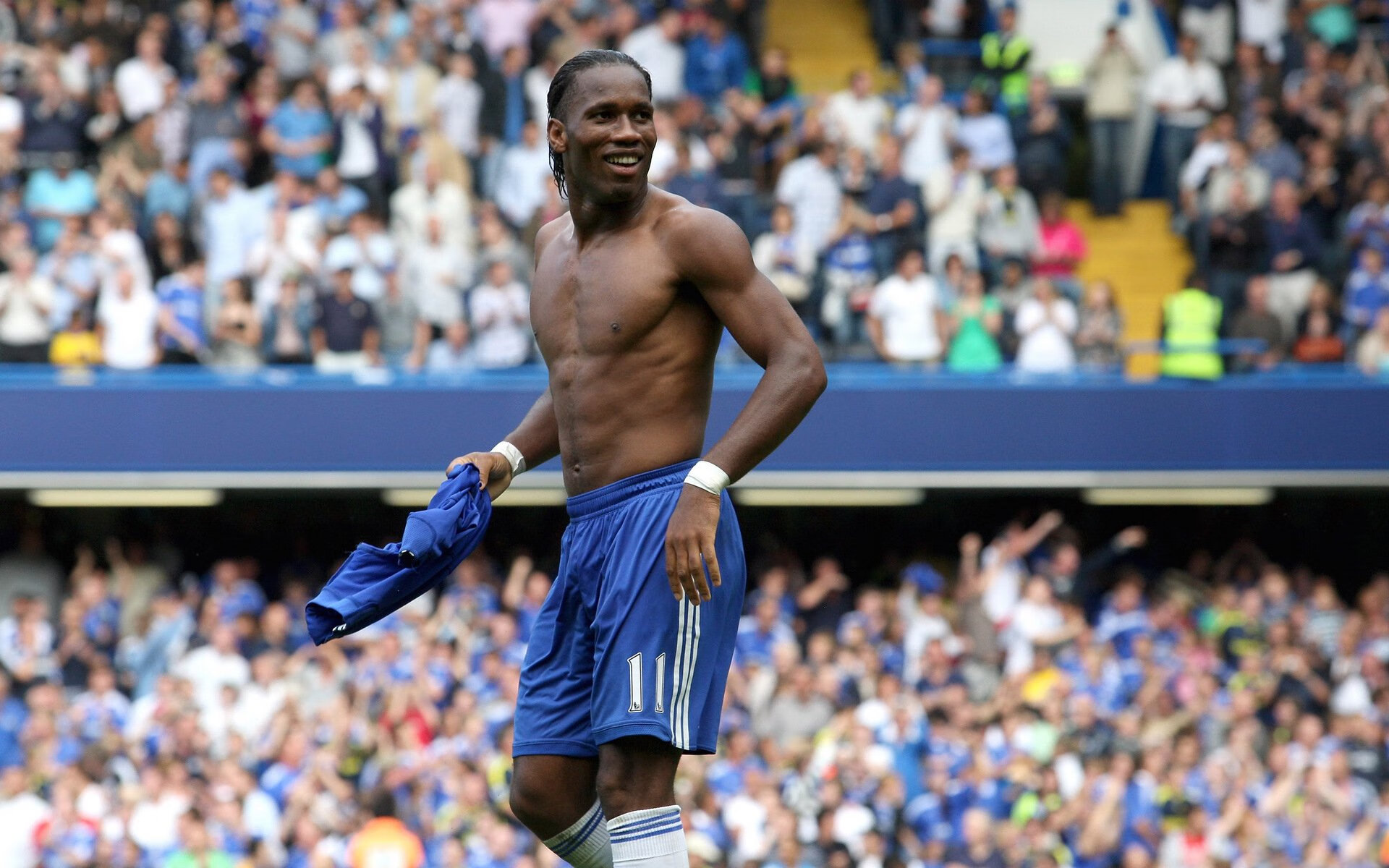 绿军铁蹄碾碎麦迪逊，霍勒迪攻防一体撕碎尼克斯防线