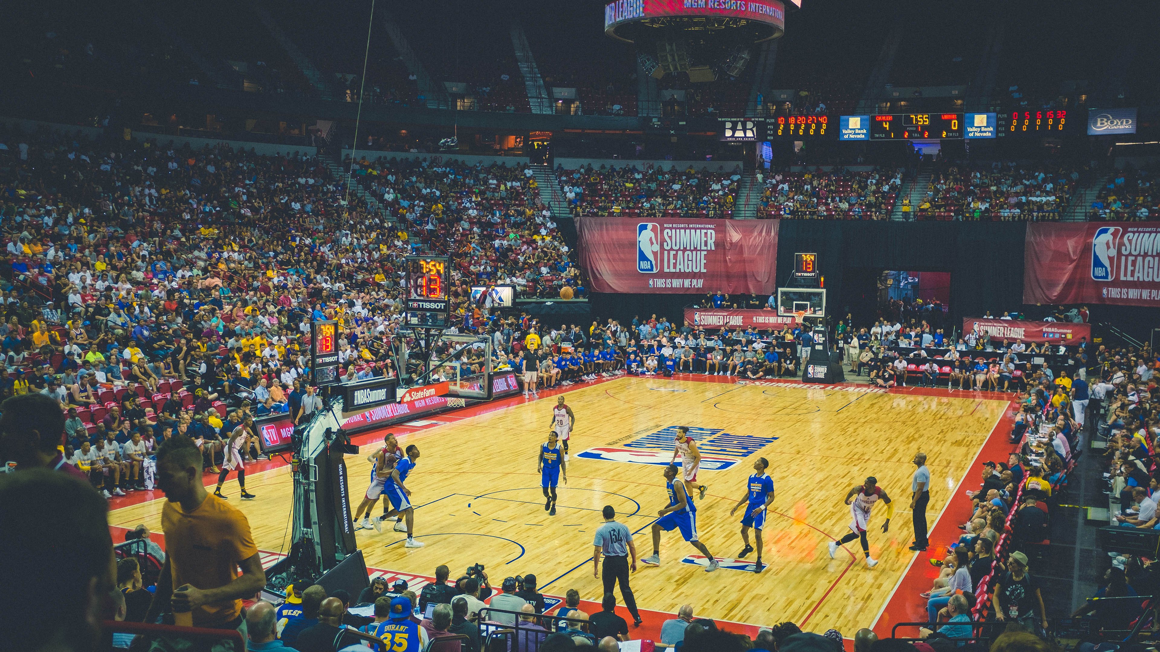 开云平台-布伦森成为胜负手，黄蜂淘汰魔术—新王登基的东部变局